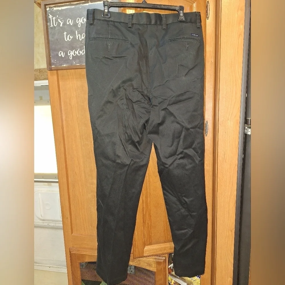 Dockers stylish versatile